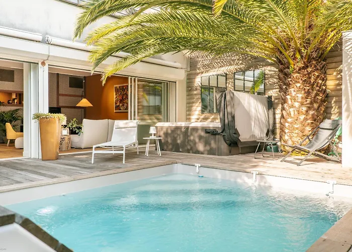 Villa Superbe Maison D'architecte Entierement Climatisee Avec Piscine Et Professionnel